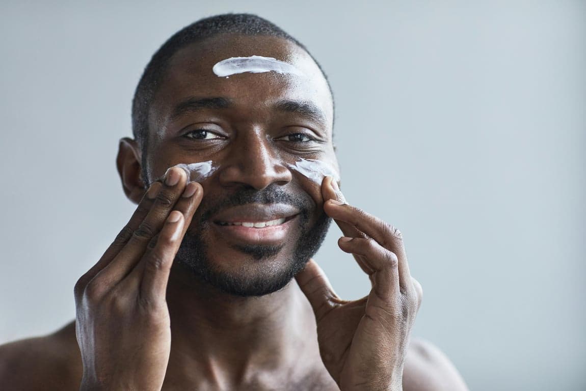 A Simple and Effective Skincare Routine for Men: Get Healthy Skin in 5 Minutes a Day